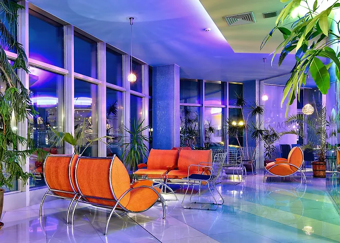 Aqua Hotel