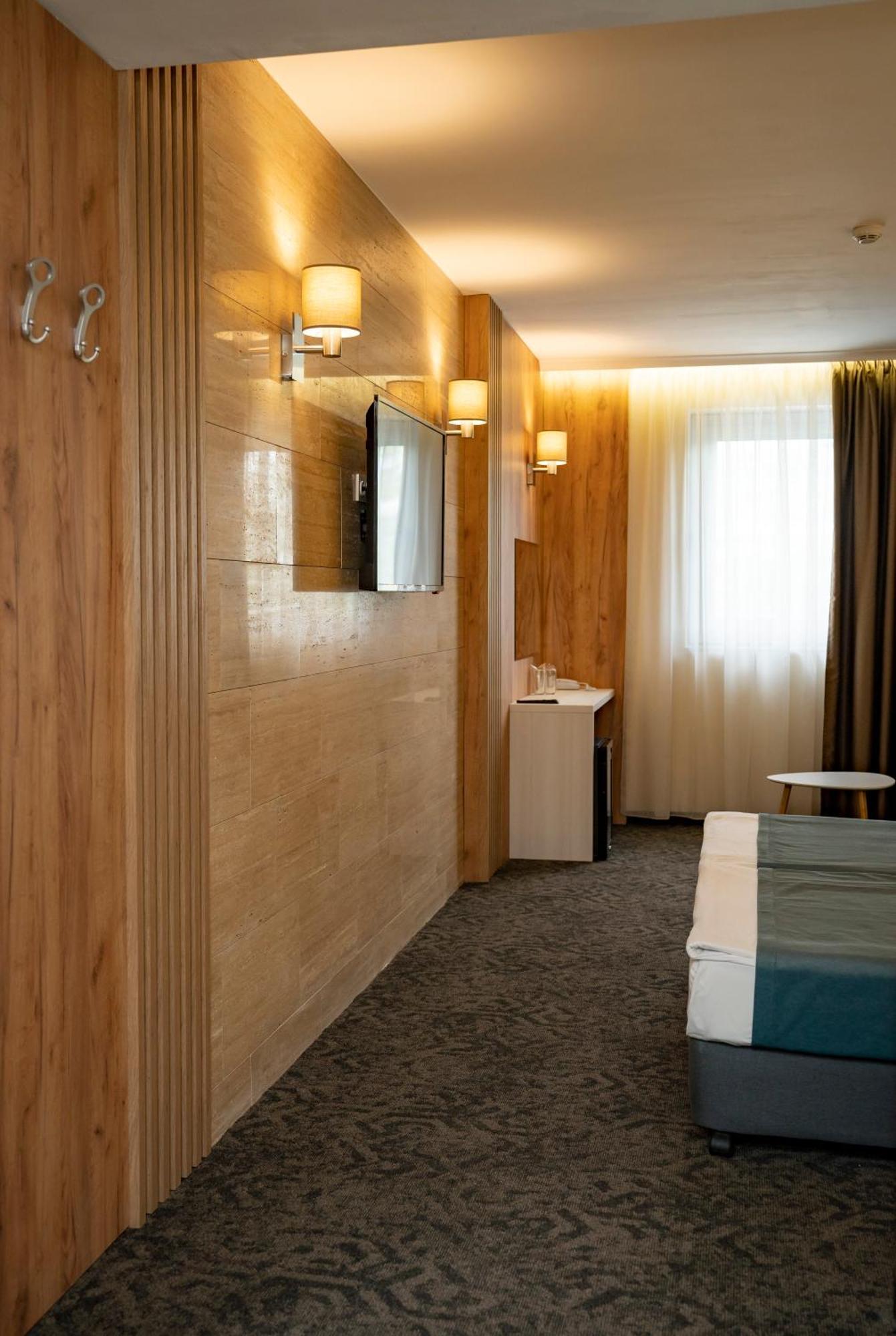 Aqua Hotel Burgas